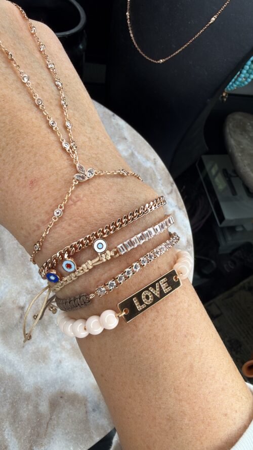 Alternative view of צמיד חוט טבעי עם גורמט