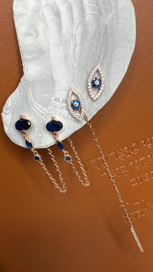 Alternative view of עגילי עיניים כחולות עם פס נופל