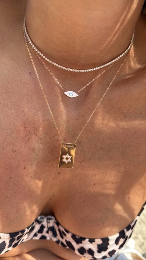 Alternative view of שרשרת עין קטנה זרקון