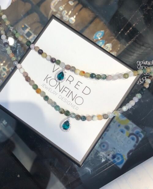 Alternative view of צמיד רגל חרוזים בשילוב טיפה ירוקה