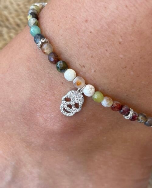 צמיד רגל חרוזים בשילוב גולגולת