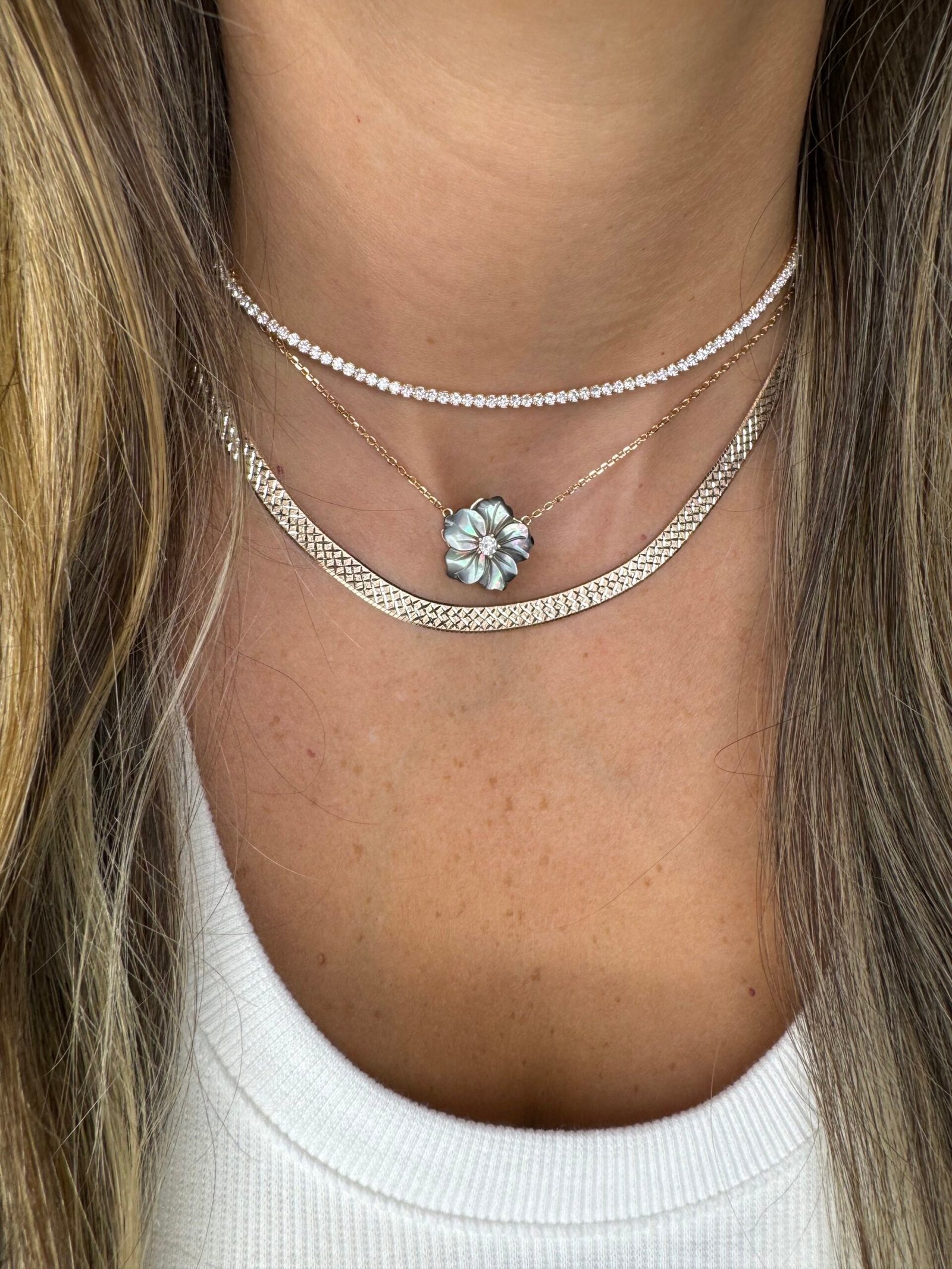 שרשרת פרח פנינה שחורה – תמונה 5