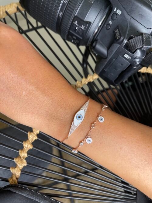 Alternative view of צמיד פלטה בשילוב עין לבנה