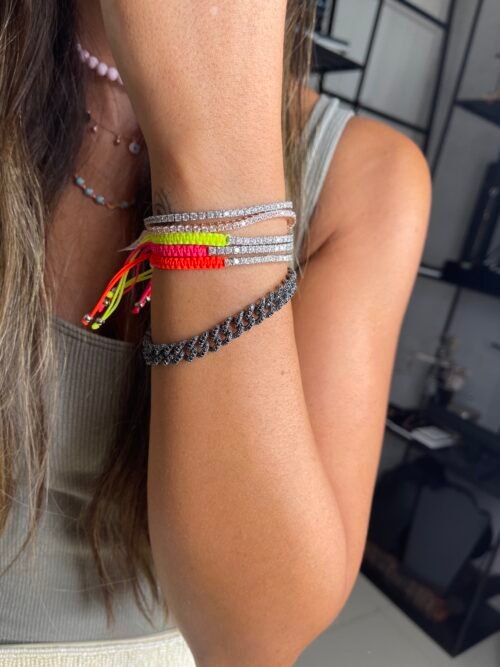 Alternative view of צמיד גורמט שחור