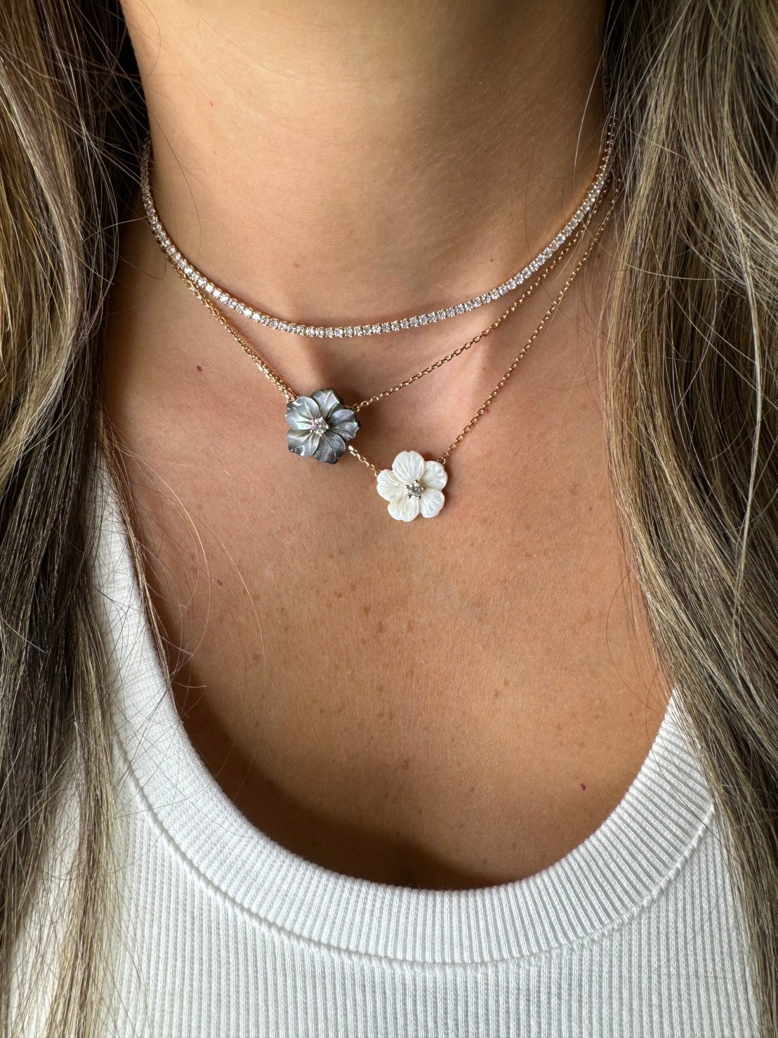 שרשרת פרח פנינה שחורה – תמונה 2