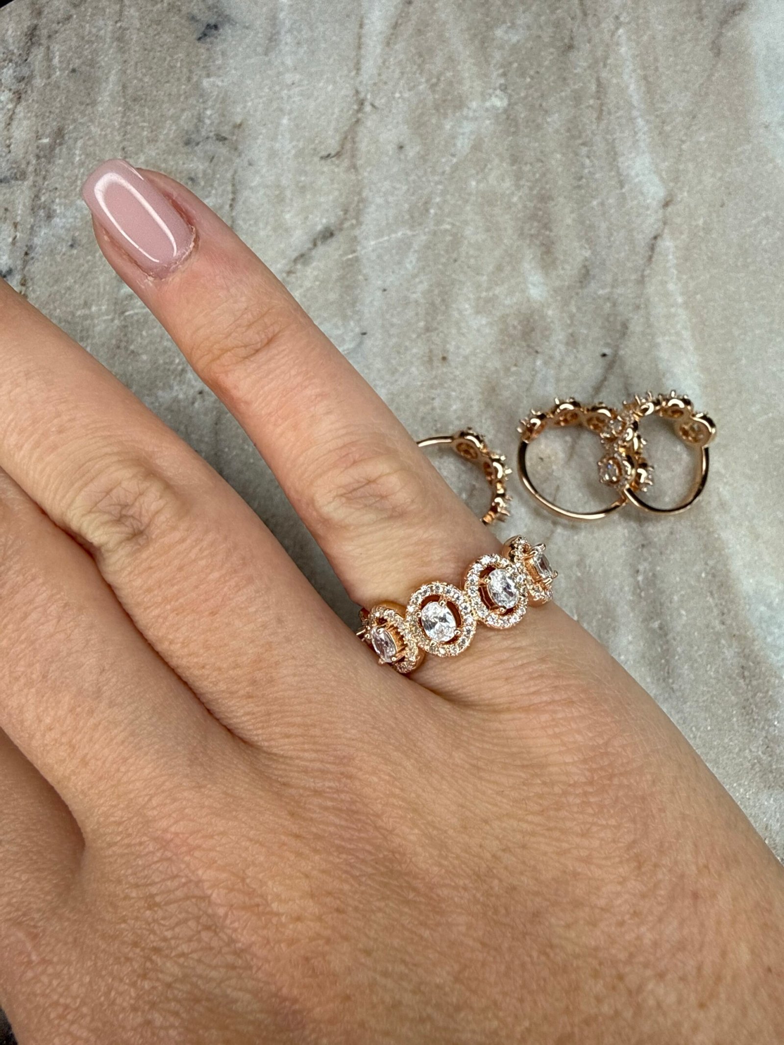 טבעת זרקונים – תמונה 2