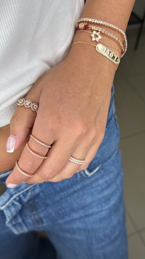 Alternative view of טבעת פס קלאסי