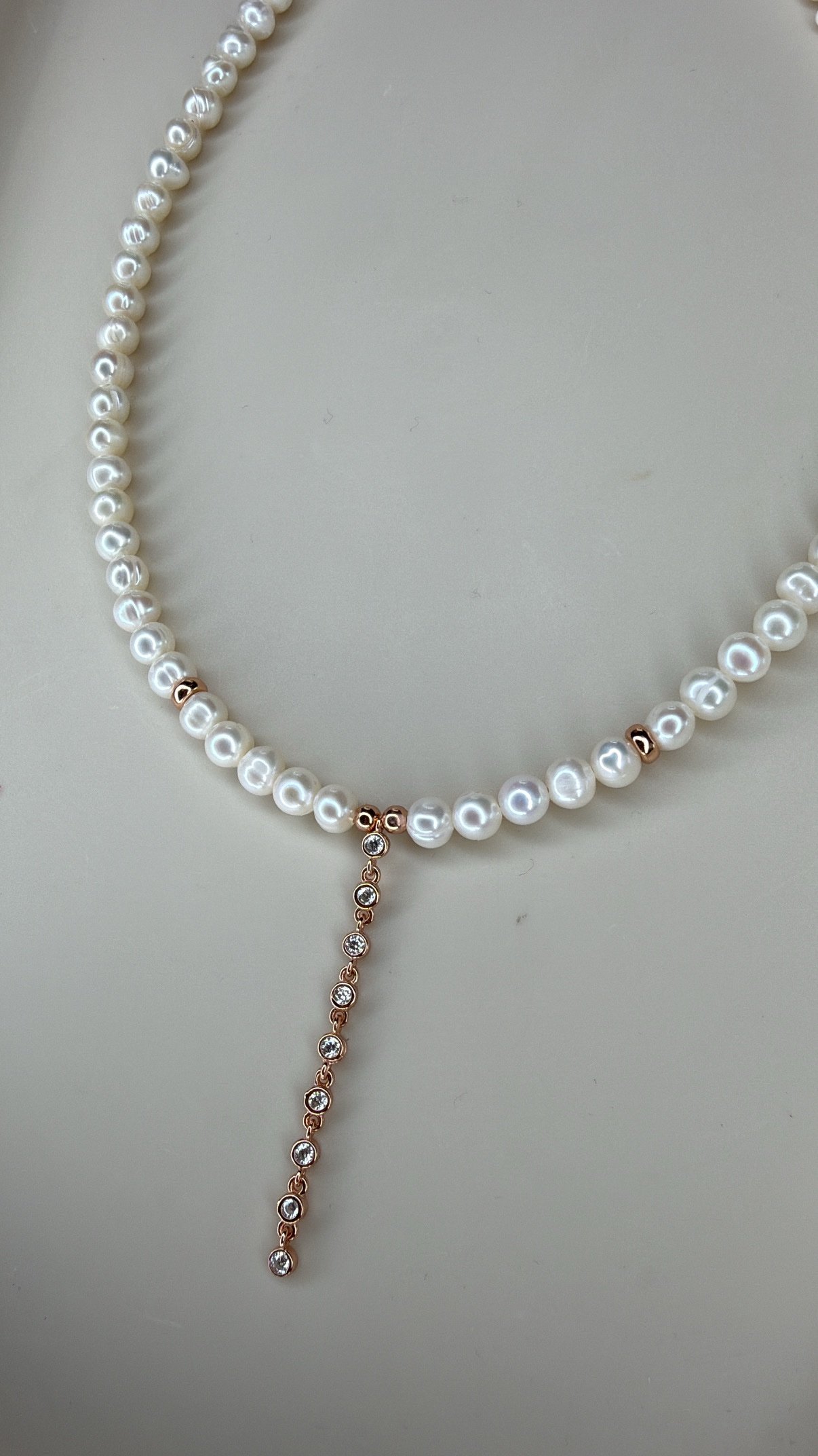 שרשרת פנינים בשילוב זרקונים נופלים – תמונה 2