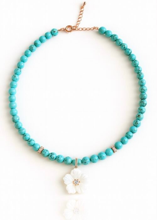 שרשרת חרוזים טורקיז בשילוב פרח פנינה