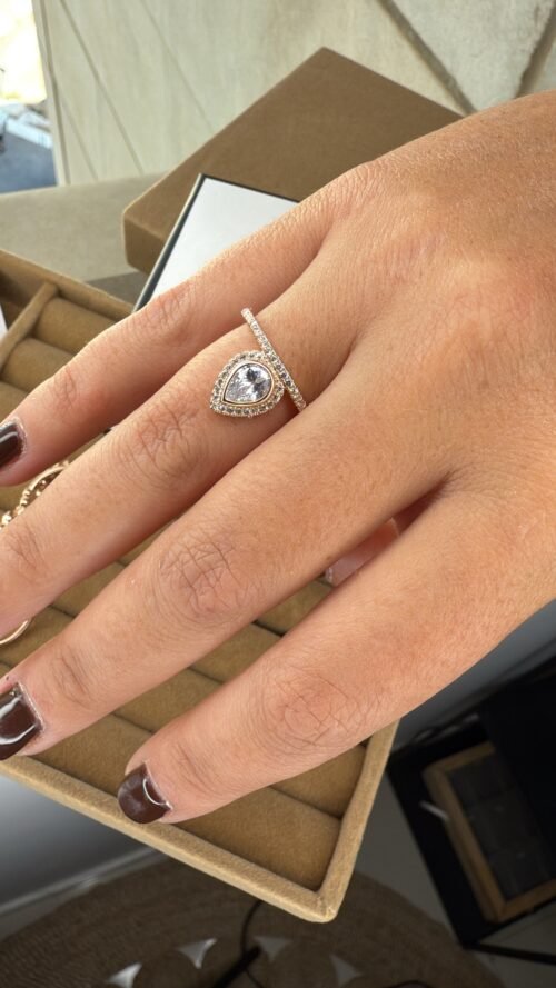 Alternative view of טבעת טיפה משובצת