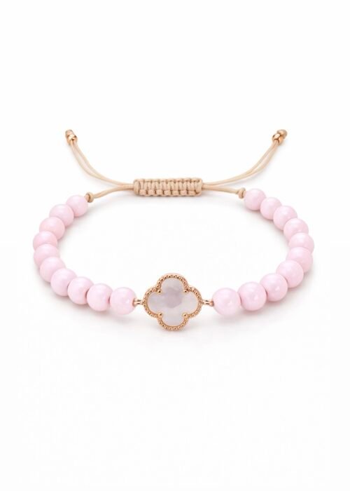 צמיד חרוזים ורודים עם תלתן פנינה