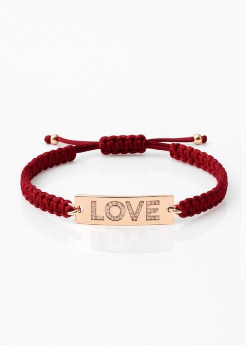 צמיד חוט בורדו רקום עם פלטה LOVE