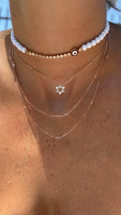 Alternative view of שרשרת קולר חרוזים לבנים עם טניס ועין כחולה