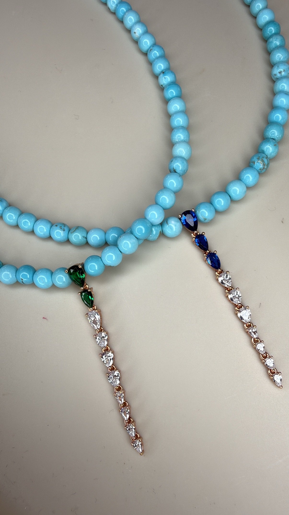 שרשרת חרוזים טורקיז בשילוב טיפות כחול – תמונה 4