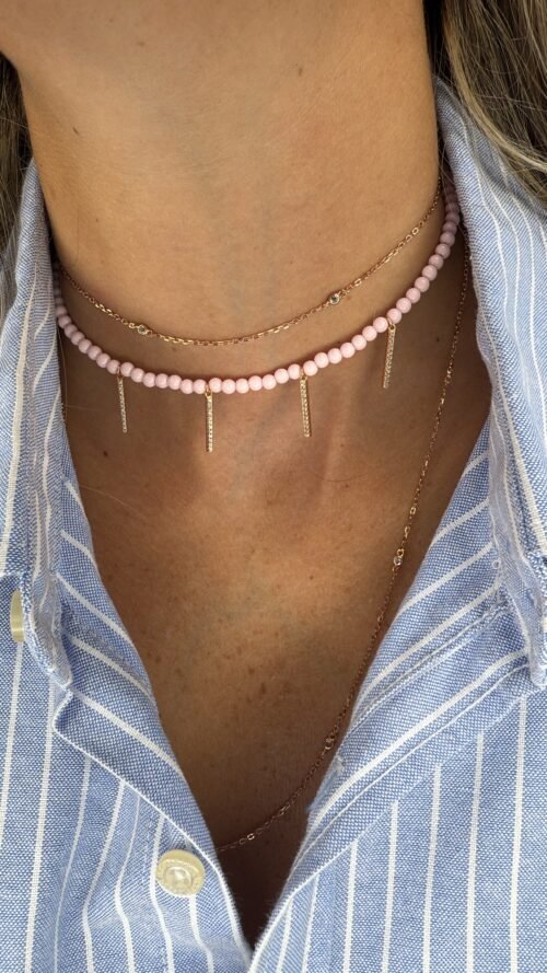 Alternative view of שרשרת חרוזים ורודים עם עמודים משובצים